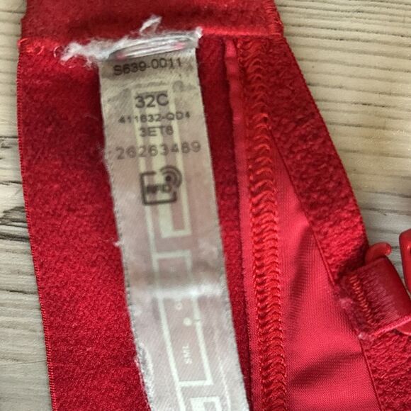 PINK Victoria's Secret Smooth Red Pepper 32C Wear Everywhere Push Up Bra VS - Picture 7 of 7